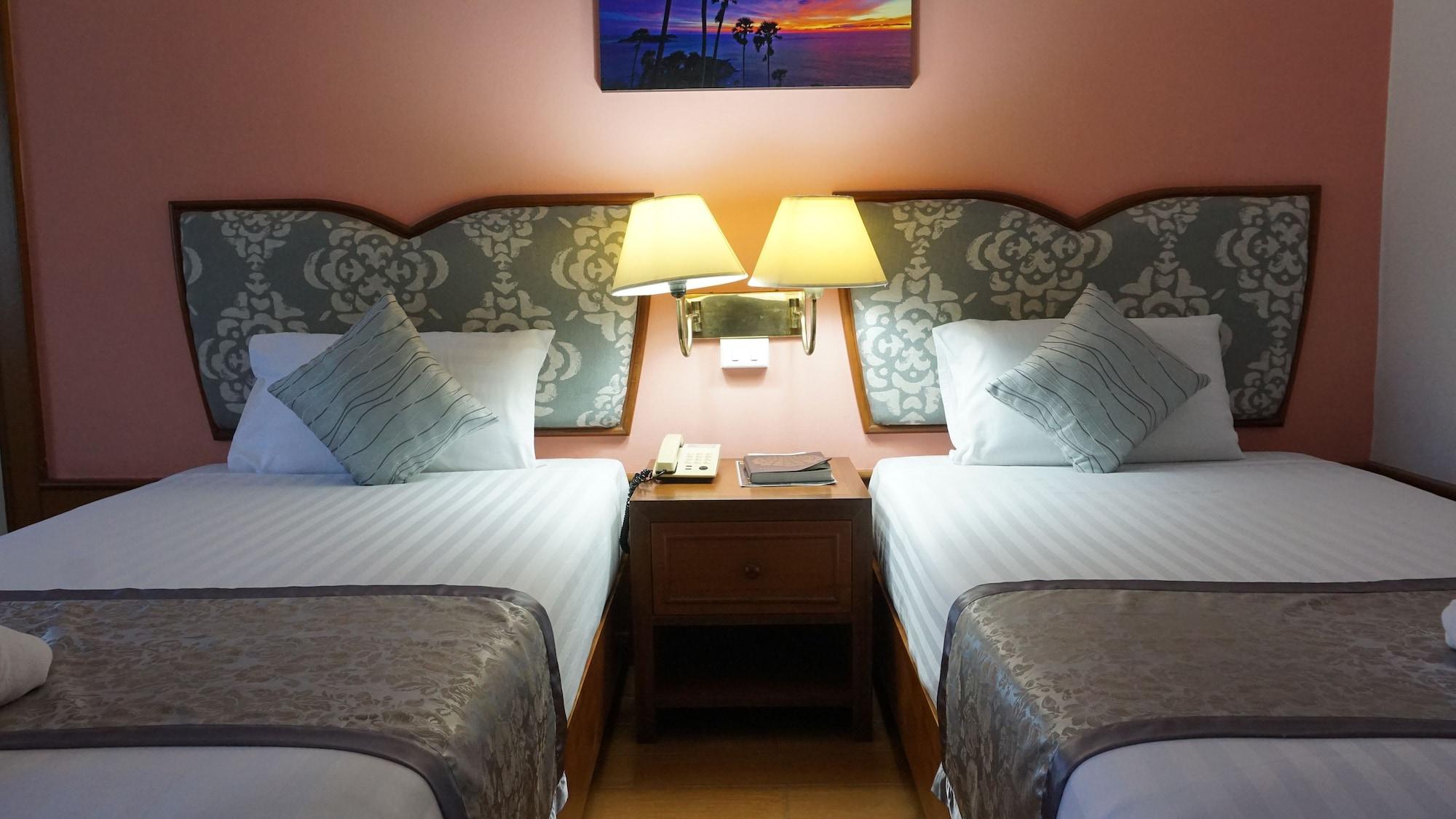 Wattana Park Hotel Trang Bagian luar foto