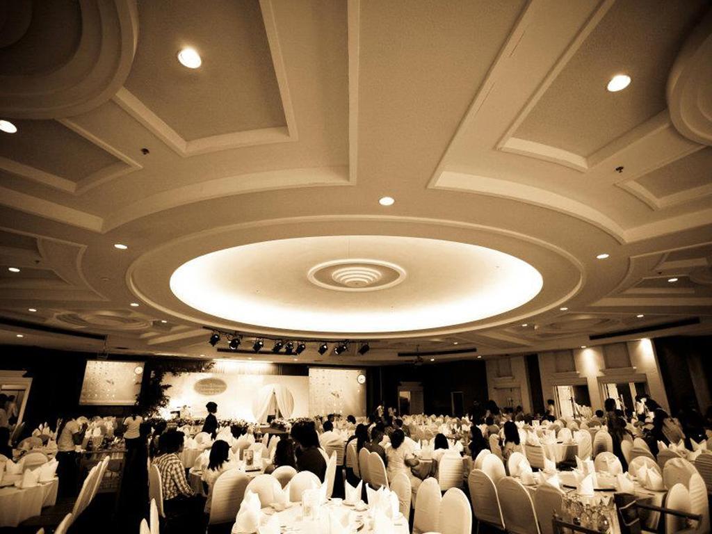 Wattana Park Hotel Trang Bagian luar foto