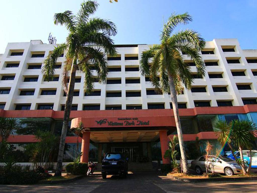 Wattana Park Hotel Trang Bagian luar foto